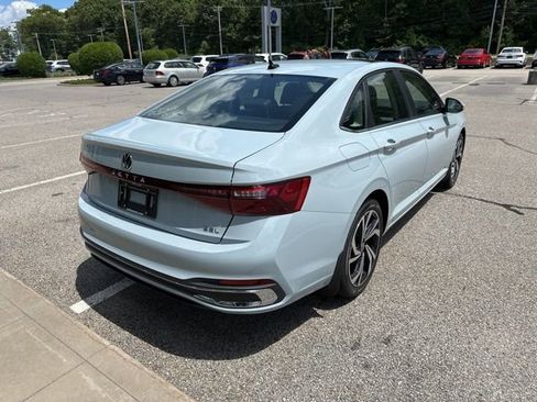 New 2025 Volkswagen Jetta SEL image 7