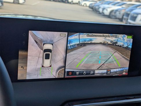 New 2026 Nissan Armada SL w/ Captain's Chari Seat Package image 12