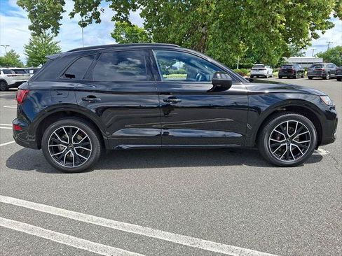 Certified 2023 Audi SQ5 Premium Plus w/ Premium Plus Package AWD/4WD image 10