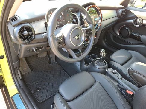 Used 2024 MINI Cooper S FWD image 10