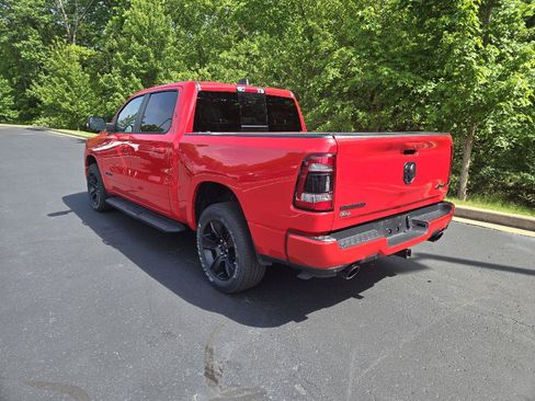 Used 2021 RAM 1500 Big Horn AWD/4WD image 6