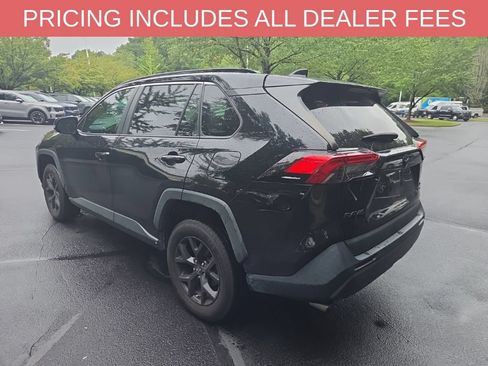 Used 2023 Toyota RAV4 XLE AWD/4WD image 10