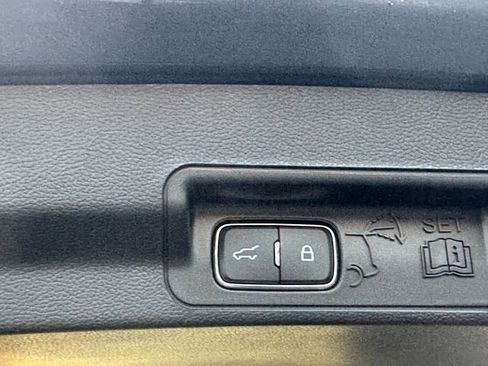 New 2026 Ford Explorer Active w/ Active Comfort Package image 5