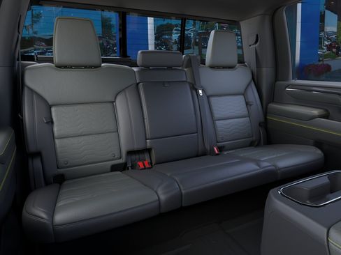 New 2026 Chevrolet Silverado 2500 ZR2 w/ LPO, Dark Essentials Package AWD/4WD image 41