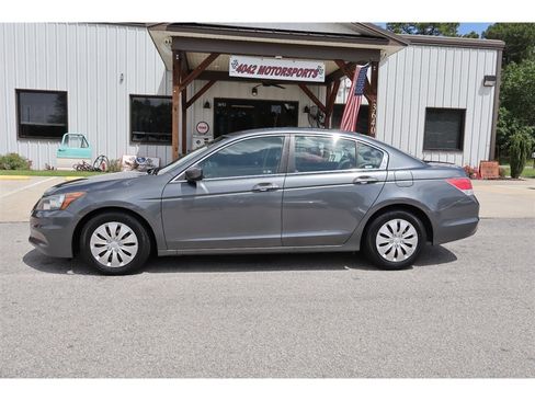Used 2012 Honda Accord LX image 2
