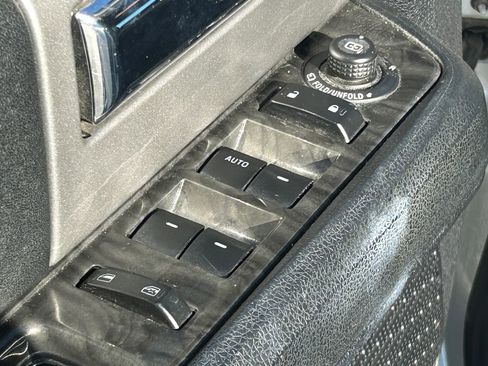 Used 2017 Ford Expedition Limited image 29