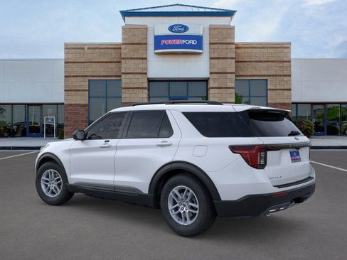 New 2026 Ford Explorer Active w/ Active Comfort Package image 6