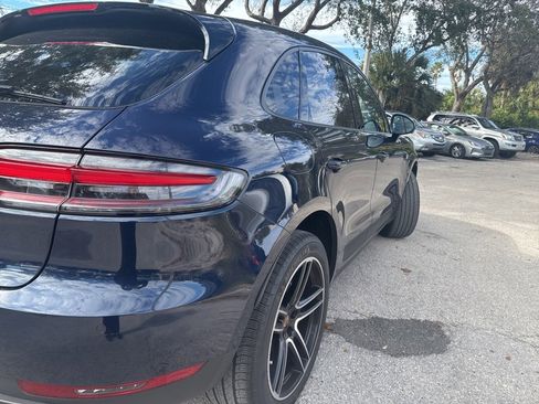 Used 2021 Porsche Macan Base image 7