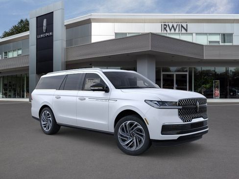 New 2026 Lincoln Navigator L Reserve AWD/4WD image 7