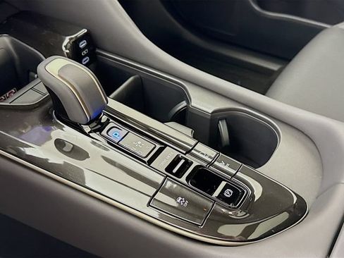 New 2026 Toyota Crown Signia AWD/4WD image 16