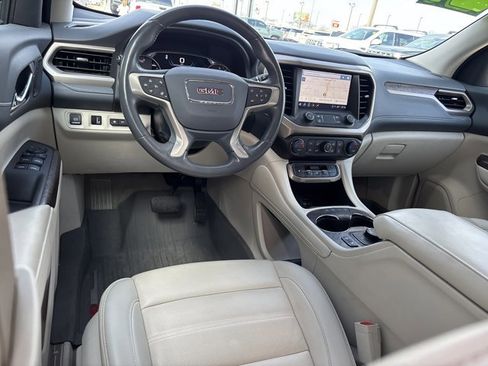 Used 2021 GMC Acadia Denali w/ Denali Technology Package image 17
