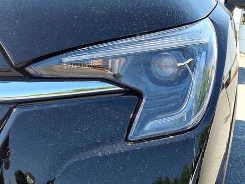 Used 2023 Subaru Ascent Limited w/ Technology Package AWD/4WD image 9