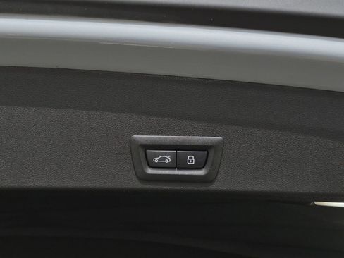 New 2026 BMW XM Label Red image 9