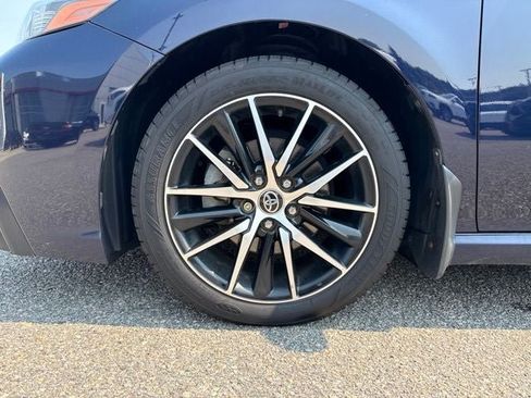 Certified 2022 Toyota Camry SE w/ Cold Weather Package FWD image 6