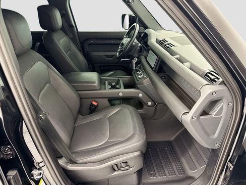 Used 2023 Land Rover Defender 110 X-Dynamic SE image 19