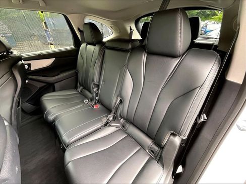 Used 2025 Acura MDX SH-AWD w/ Technology Package image 15