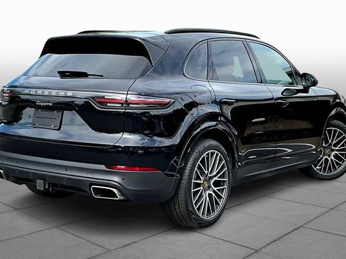 Used 2021 Porsche Cayenne AWD/4WD image 11