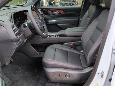New 2026 Chevrolet Traverse Z71 w/ Enhanced Driving Package AWD/4WD image 19