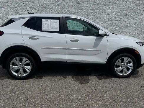 Used 2025 Buick Encore GX Preferred FWD image 2