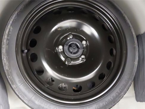 Used 2019 Chevrolet Sonic LT image 37