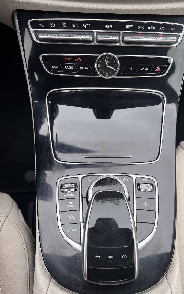 Used 2018 Mercedes-Benz E 300 image 26
