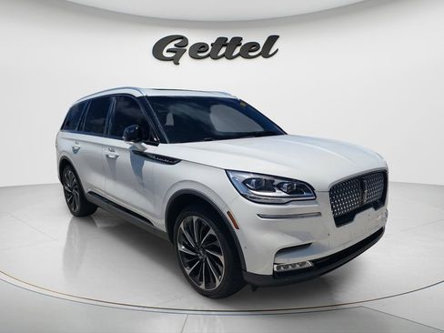Used 2020 Lincoln Aviator Reserve w/ Equipment Group 202A AWD/4WD image 3