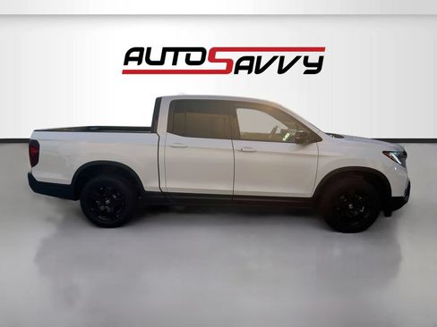 Used 2024 Honda Ridgeline Black Edition image 8