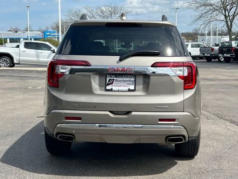 Used 2023 GMC Acadia Denali w/ Denali Technology Package image 7