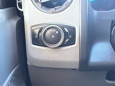 Certified 2022 Ford E-350 and Econoline 350 Super Duty image 17