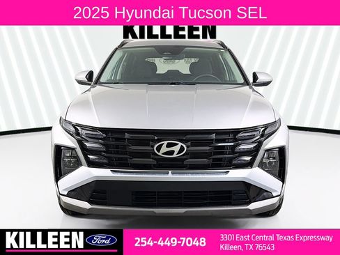 Used 2025 Hyundai Tucson SEL FWD image 2