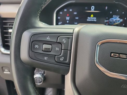 Used 2025 GMC Sierra 2500 Denali w/ Denali Reserve Package AWD/4WD image 23