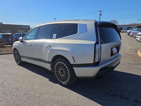 New 2026 Hyundai Ioniq 9 Calligraphy image 7