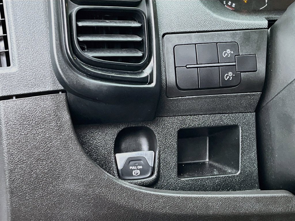 Used 2025 RAM ProMaster 2500 w/ Cold Weather Group FWD image 10