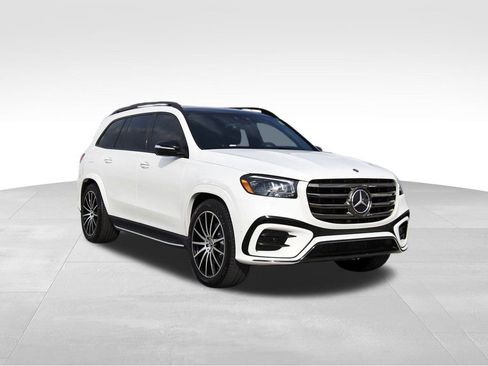 Used 2024 Mercedes-Benz GLS 450 4MATIC image 1