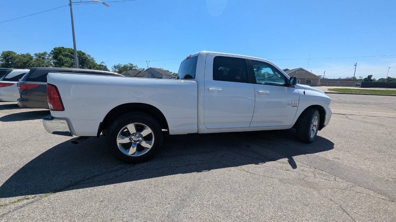 Used 2021 RAM 1500 Classic SLT RWD image 8