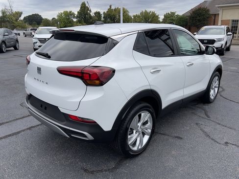 Used 2024 Buick Encore GX Preferred image 8