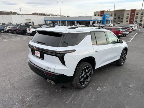 New 2026 Chevrolet Traverse High Country FWD image 8