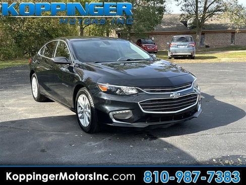 Used 2017 Chevrolet Malibu LT image 1