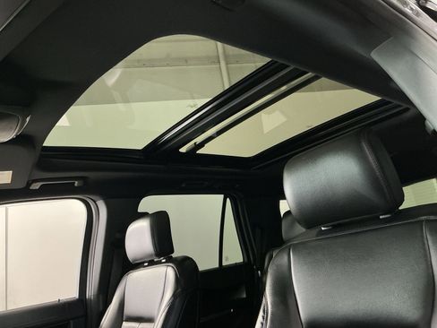 Used 2020 Ford Expedition XLT w/ Equipment Group 202A image 31