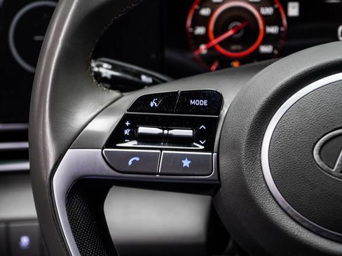 Used 2024 Hyundai Elantra SEL w/ Convenience Package image 27