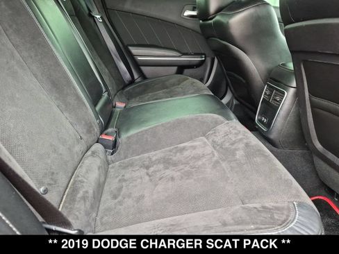 Used 2019 Dodge Charger Scat Pack w/ Driver Confidence Group RWD image 25