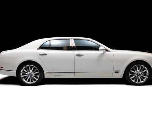 Used 2017 Bentley Mulsanne RWD image 28