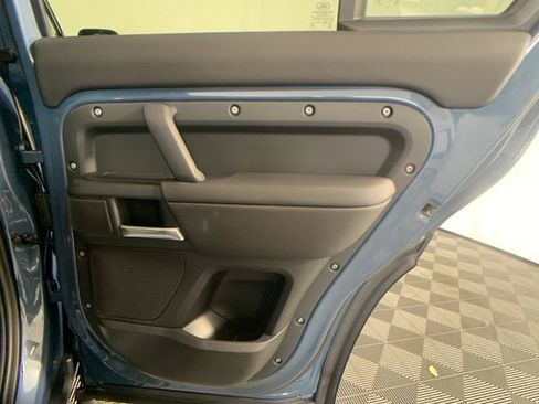 Certified 2025 Land Rover Defender 110 S image 32