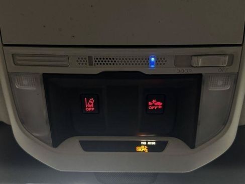 Used 2024 Subaru Forester AWD/4WD image 18