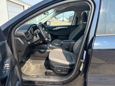 Used 2021 Ford Escape SE w/ Convenience Package AWD/4WD image 3