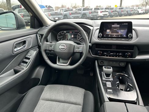 New 2026 Nissan Rogue SV image 23