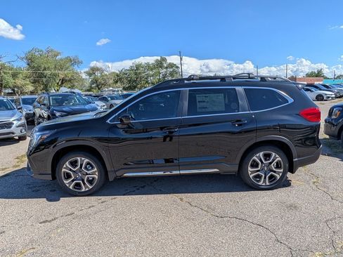 New 2025 Subaru Ascent Limited image 8