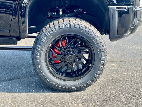 New 2026 GMC Sierra 3500 Denali w/ Denali Reserve Package AWD/4WD image 37