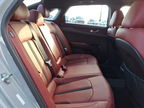 Used 2023 Kia K5 GT-Line image 12