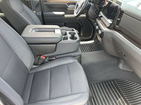 Certified 2026 GMC Sierra 1500 Elevation AWD/4WD image 12